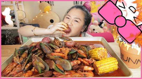 SPICY SEAFOOD BOIL | MUKBANG - YouTube