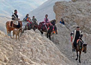 Iran Nomads :: Bakhtiari, Qashqai & Other Nomads in Iran [Photos & Info]