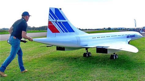 World’s largest RC Concorde jet model – 149kg 10 meters lenght – Canvids