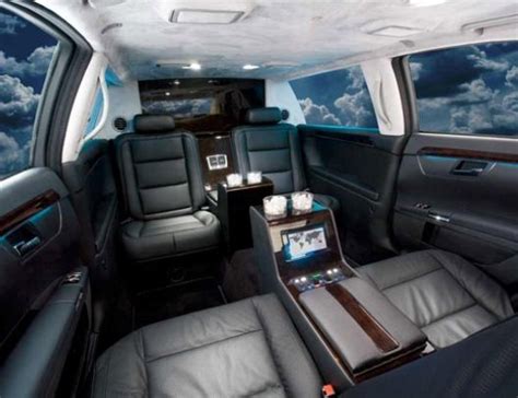 Comfortable Executive interior of the Rolls Royce Phantom limousine ...