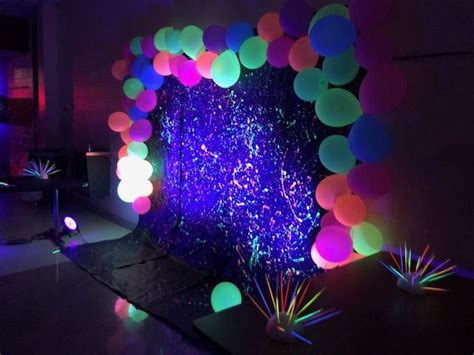 Glow in the dark party! | Glow theme party, Glow birthday, Neon ...