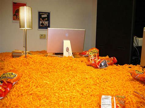 26 Funny Office Pranks That Are Anything but Subtle