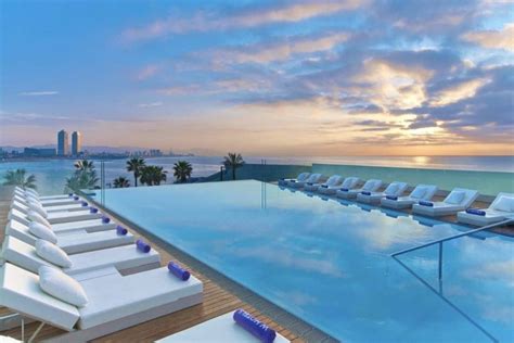 12 Best Boutique Hotels in Barcelona With Rooftop Pools