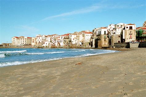 Cefalu beaches - Sicily Guide 2023 | Excursions Sicily