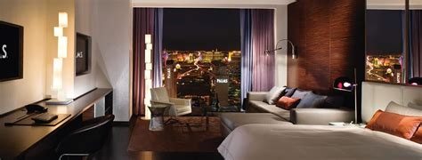 8 Best Las Vegas Hotels with Balcony or Terrace + MAP