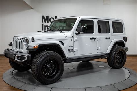 2024 Jeep Wrangler Sahara 4×4 - Sukey Engracia