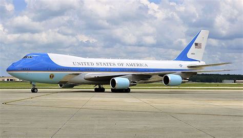 Air Force One: 8 Fascinating Facts About the President's Plane | Live ...