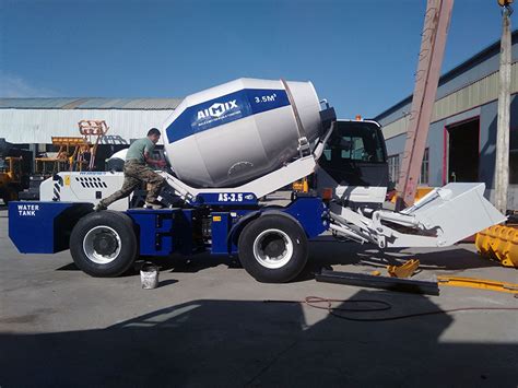 Use a Self-Loading Concrete Mixer for Construction Jobs - Building Ideas