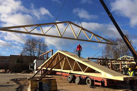 Roof truss installation process | Freimans.com