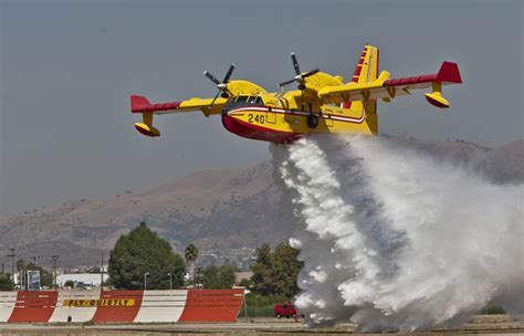 LA Photo: LA County Fire Firefighting Aircraft