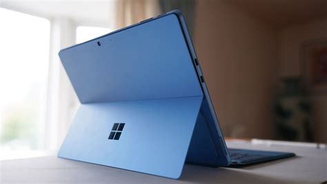 Microsoft Surface Pro 9 review: The MacBook competitor Windows users ...