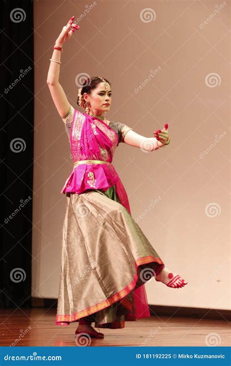 Classical Indian Kathak Dance Performance in New Delhi, India Editorial ...