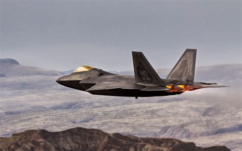 wallpapers: Lockheed Martin F-22 Raptor Wallpapers