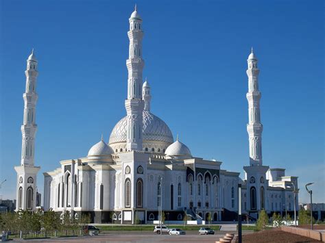 Hazrat Sultan Mosque Launches Online, 3D Tour