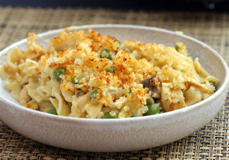 Easy Tuna Noodle Casserole Recipe With Cheddar Cheese