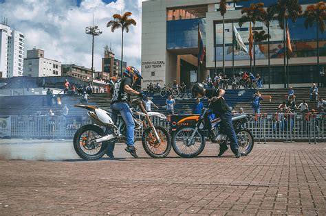 2017 National Motorcycle Stunts Championships [COL] on Behance