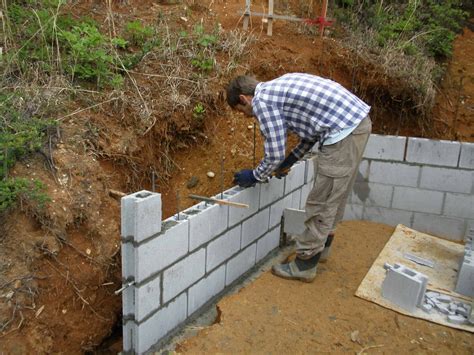 Block Retaining Walls - Airtight Construction