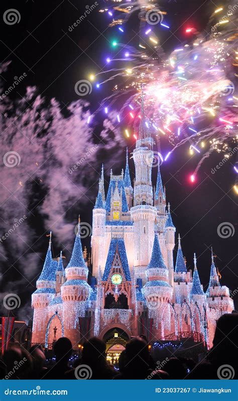 Fireworks At Disney Cinderella Castle Editorial Photography - Image ...