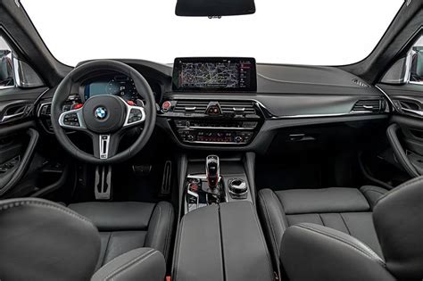 2023 BMW M5 Interior Pictures