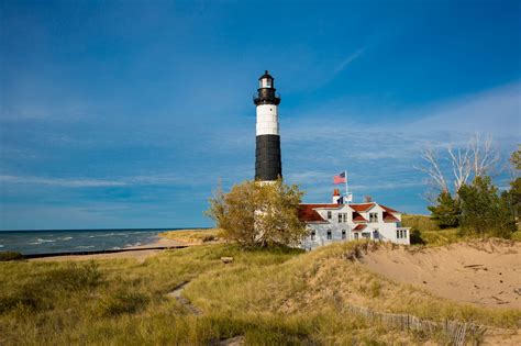 8 Lighthouses in Michigan To See While Coastal Camping