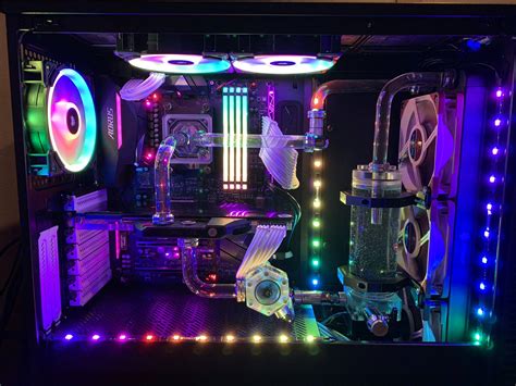 Went for an RGB build : watercooling