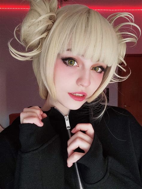 Toga Himiko cosplay - ayanawebzine.com