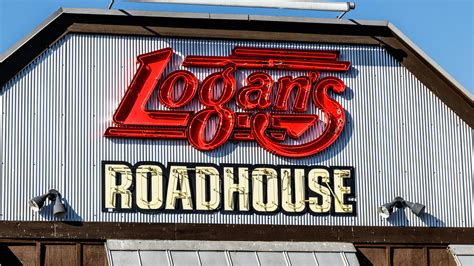 The Untold Truth Of Logan's Roadhouse