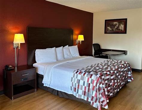 Best Hotels with Jacuzzi in Room in Fredericksburg ️ 2024