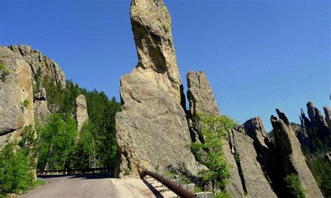 Needles Highway, South Dakota -Open / Closed Seasons, Information ...