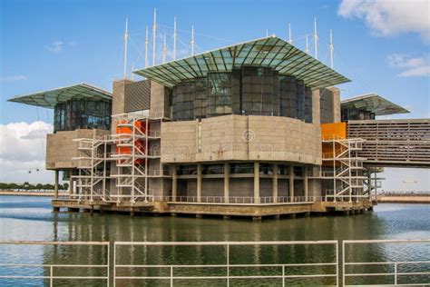 Oceanario De Lisboa/Oceanarium - Lisboa Imagem Editorial - Imagem de ...