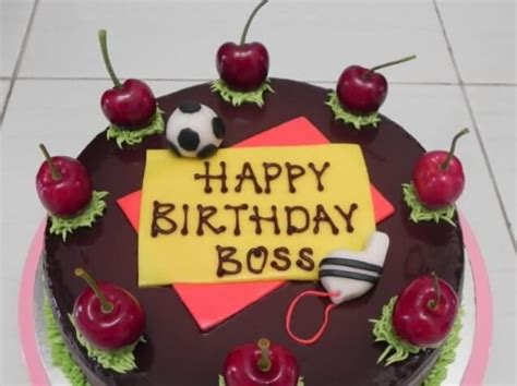 30+ Best Boss Birthday Wishes & Quotes with Images