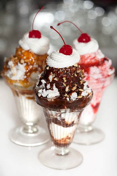 Top 60 Ice Cream Sundae Stock Photos, Pictures, and Images - iStock