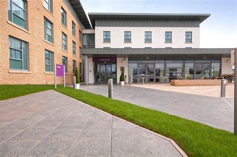 PREMIER INN EDINBURGH AIRPORT (NEWBRIDGE) HOTEL (AU$47): 2021 Prices ...