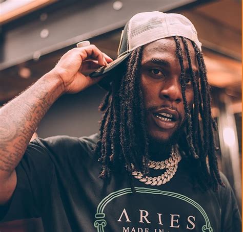 Fans angry as Burna Boy fails to show up for Netherlands concert (video ...