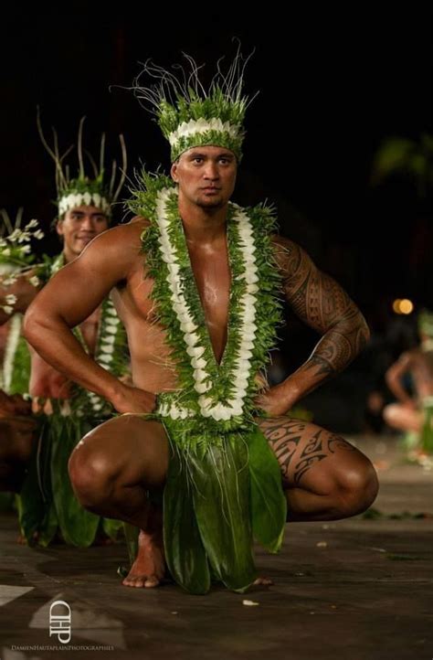 Pin by Tamara Dean-Coggins on Hawaii | Hawaiian dancers, Polynesian men ...