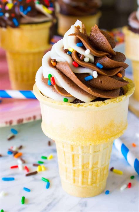 Ice Cream Cone Cupcakes - Sugar Spun Run