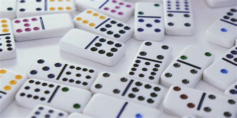 The 4 Best Free Dominoes Games to Play Online