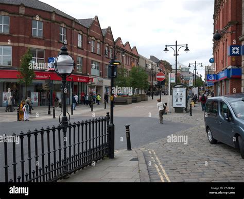 Oldham Town Centre, Oldham, Lancashire, England, UK Stock Photo - Alamy