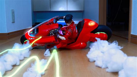 A Stop-Motion Recreation of Shotaro Kaneda’s Motorcycle Scene from AKIRA