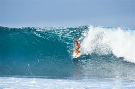 Best Surf Spots (Beginner+Intermediate): Montañita, Ecuador - Salty ...