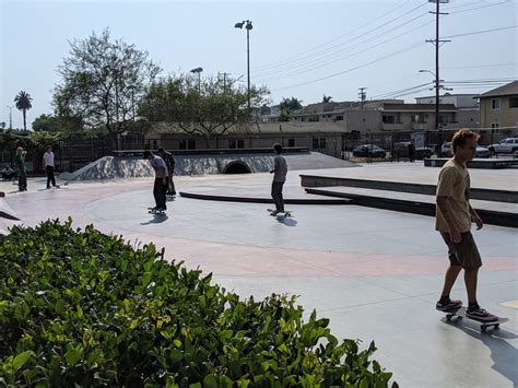 Stoner Skate Plaza - Skatedex