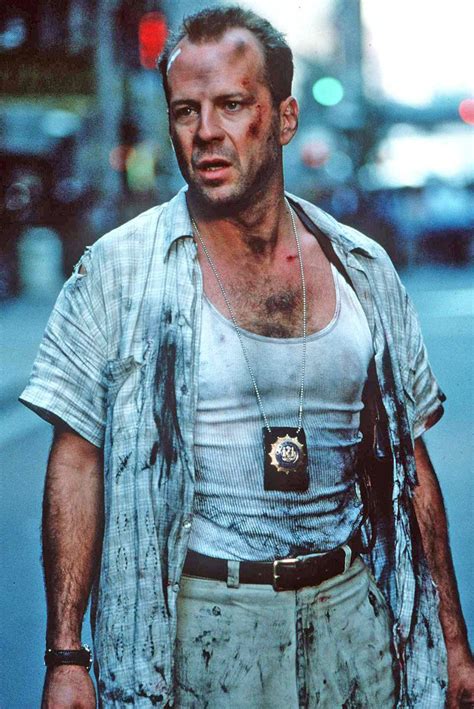 Die Hard / Bruce Willis | It's a Man's Movie | Pinterest | Bruce willis ...