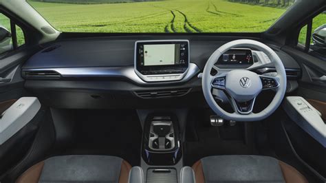 Volkswagen ID.4 Interior & Infotainment | carwow