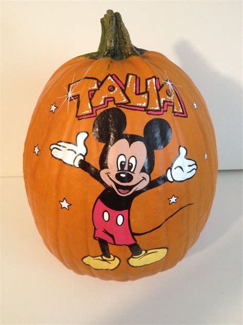 Mickey Mouse Pumpkin | Painted pumpkins, Mickey mouse pumpkin, Disney ...