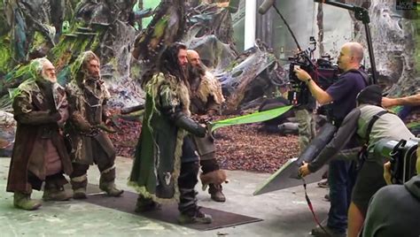 A Behind the Scenes Look at "The Hobbit: The Desolation of Smaug ...