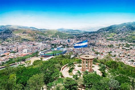 Welcome To Tegucigalpa: Exploring The Honduran Capital in 2020 | Valley ...