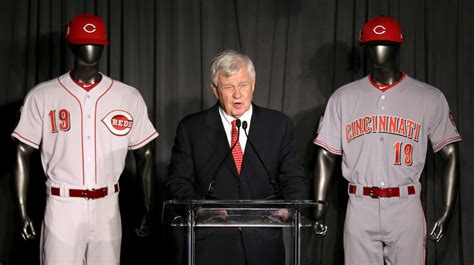 Cincinnati Reds unveil 150th anniversary uniforms, logo