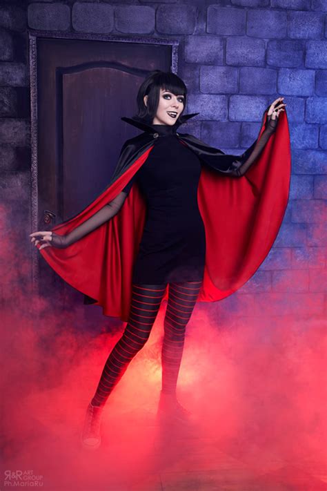 Mavis Dracula Cosplay from Hotel Transylvania - Media Chomp