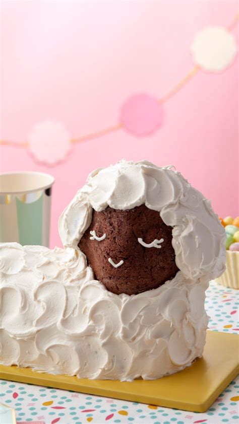 Sweet Chocolate Lamb Cake: An immersive guide by Wilton Cake Decorating