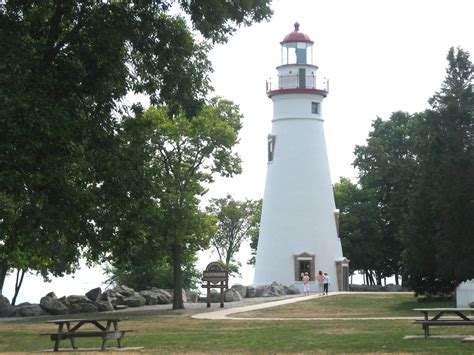 Lake Erie: Lighthouses On Lake Erie